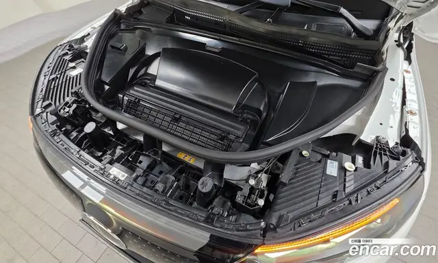 Mercedes-Benz EQE 2023 0.3 автомат (гидро), миниатюра 5