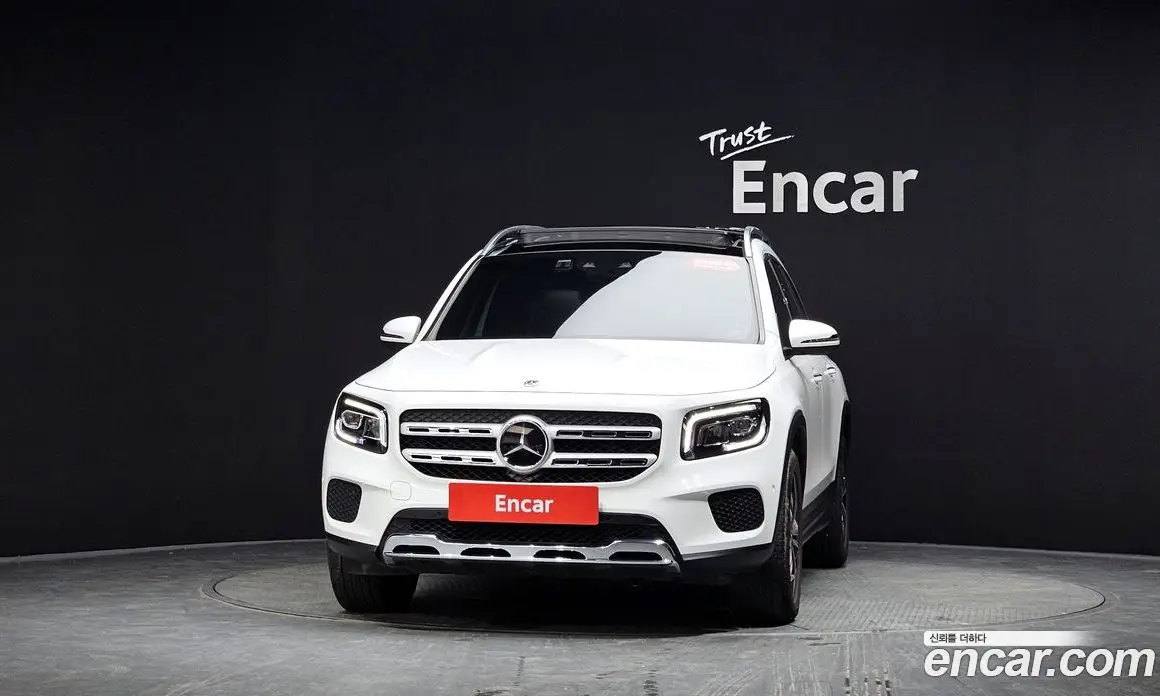 Mercedes-Benz GLB-Class 2022 1.9 автомат (гидро), фото 2 Mercedes-Benz GLB-Class 2022 1.9 автомат (гидро), фото 2