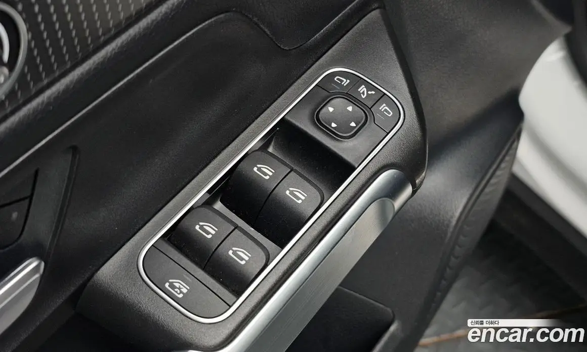 Mercedes-Benz GLB-Class 2022 1.9 автомат (гидро), фото 29 Mercedes-Benz GLB-Class 2022 1.9 автомат (гидро), фото 29