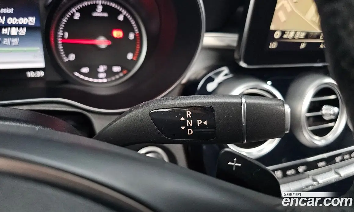 Mercedes-Benz GLC-Class 2018 2.1 автомат (гидро), фото 11 Mercedes-Benz GLC-Class 2018 2.1 автомат (гидро), фото 11