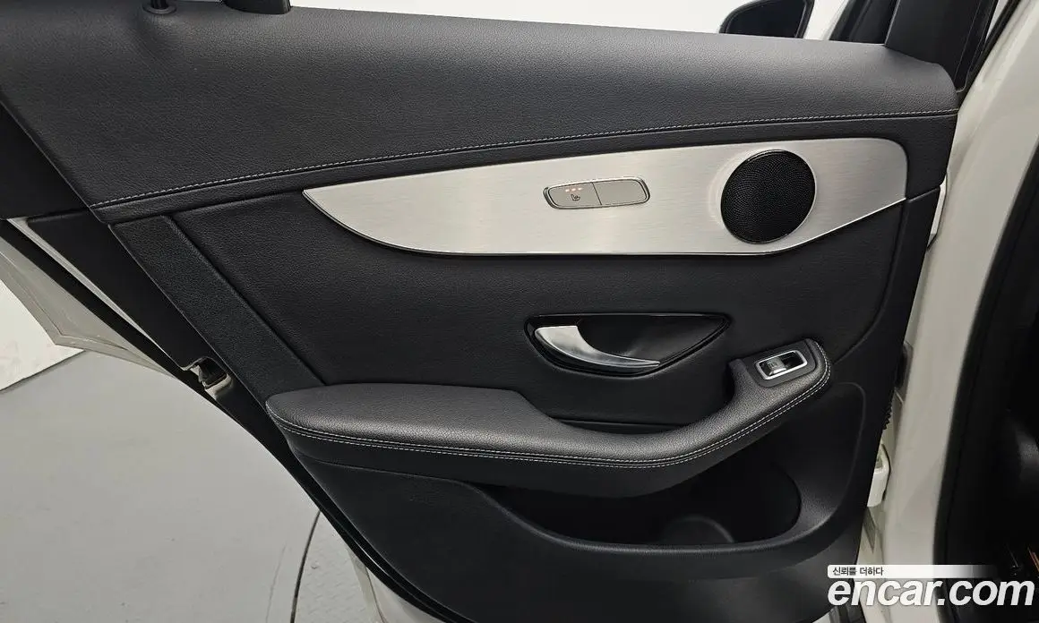 Mercedes-Benz GLC-Class 2018 2.1 автомат (гидро), фото 14 Mercedes-Benz GLC-Class 2018 2.1 автомат (гидро), фото 14
