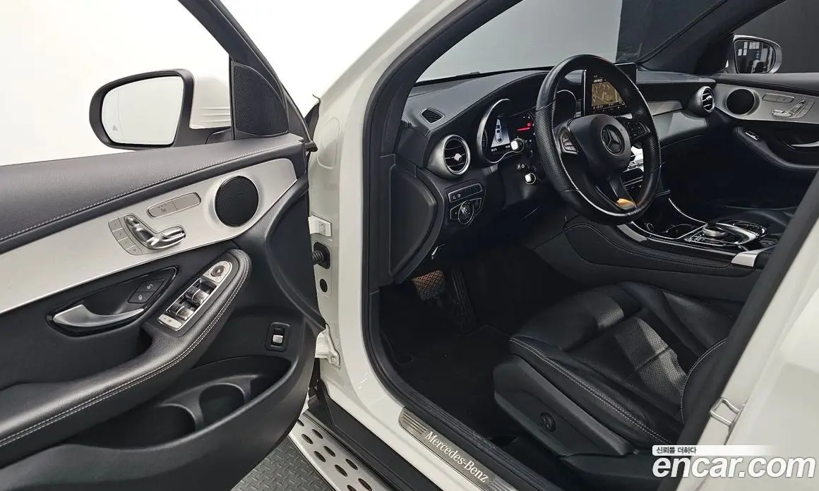 Mercedes-Benz GLC-Class 2018 2.1 автомат (гидро), фото 16 Mercedes-Benz GLC-Class 2018 2.1 автомат (гидро), фото 16