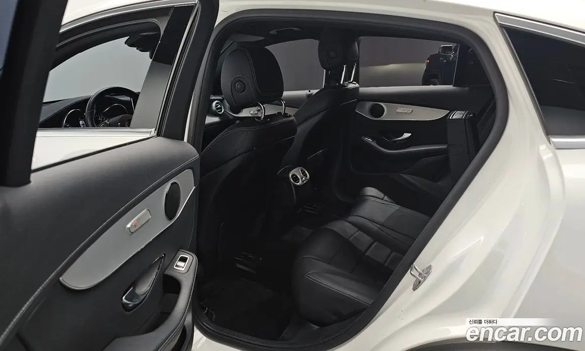 Mercedes-Benz GLC-Class 2018 2.1 автомат (гидро), фото 17 Mercedes-Benz GLC-Class 2018 2.1 автомат (гидро), фото 17