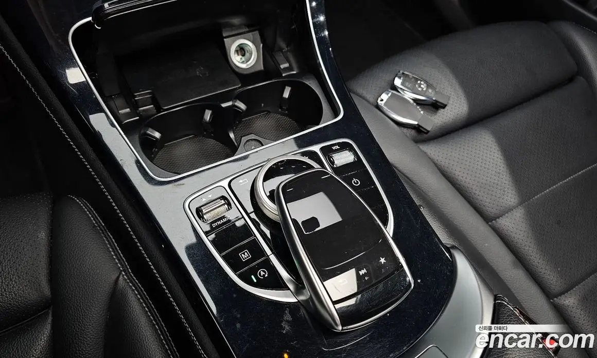 Mercedes-Benz GLC-Class 2018 2.1 автомат (гидро), фото 21 Mercedes-Benz GLC-Class 2018 2.1 автомат (гидро), фото 21