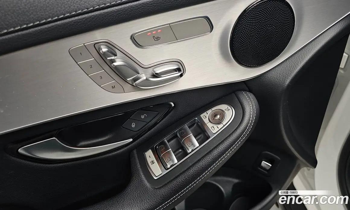 Mercedes-Benz GLC-Class 2018 2.1 автомат (гидро), фото 22 Mercedes-Benz GLC-Class 2018 2.1 автомат (гидро), фото 22