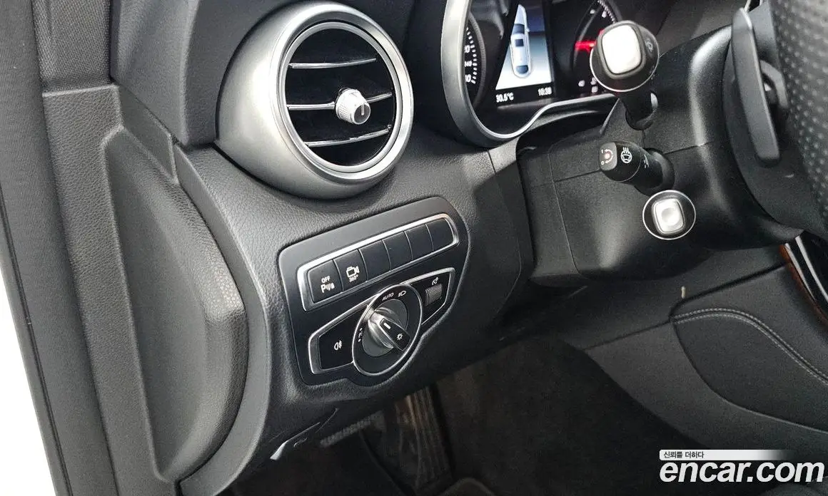 Mercedes-Benz GLC-Class 2018 2.1 автомат (гидро), фото 26 Mercedes-Benz GLC-Class 2018 2.1 автомат (гидро), фото 26