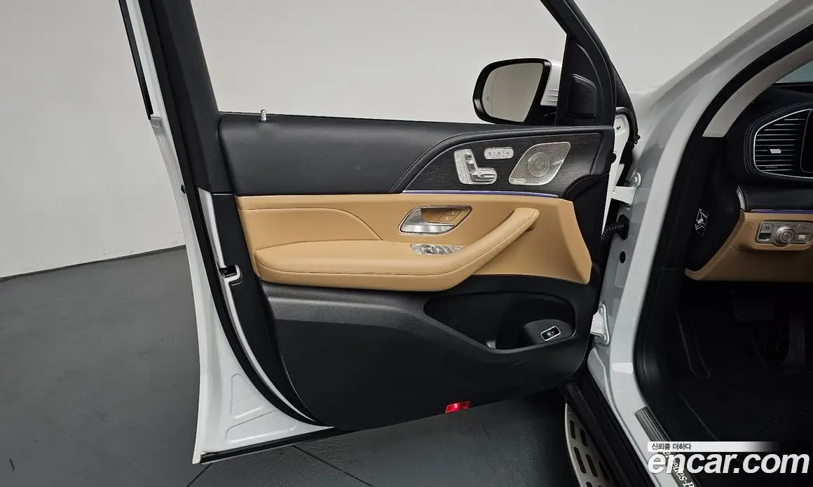Mercedes-Benz GLE-Class 2025 3.0 автомат (гидро), фото 13 Mercedes-Benz GLE-Class 2025 3.0 автомат (гидро), фото 13