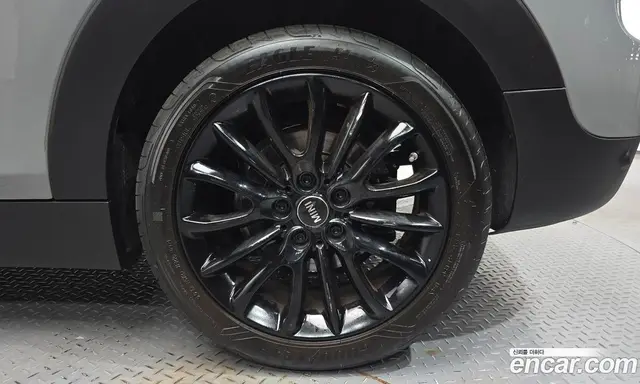 Mini Clubman 2021 1.5 автомат (гидро), миниатюра 7