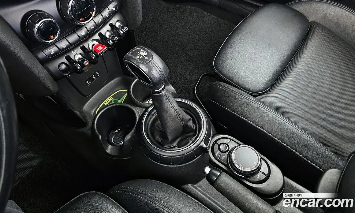 Mini Cooper Convertible 2016 1.5 автомат (гидро), фото 9 Mini Cooper Convertible 2016 1.5 автомат (гидро), фото 9