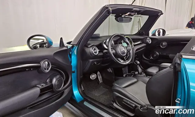 Mini Cooper Convertible 2016 1.5 автомат (гидро), миниатюра 10 Mini Cooper Convertible 2016 1.5 автомат (гидро), миниатюра 10