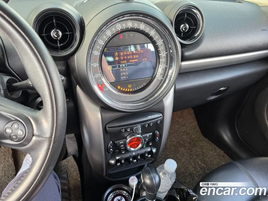 Mini Countryman 2015 2.0 автомат (гидро), фото 8 Mini Countryman 2015 2.0 автомат (гидро), фото 8