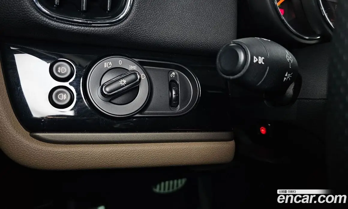 Mini Countryman 2017 2.0 автомат (гидро), фото 18 Mini Countryman 2017 2.0 автомат (гидро), фото 18