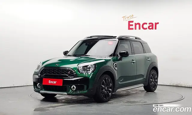 Mini Countryman 2019 2.0 автомат (гидро), миниатюра 1 Mini Countryman 2019 2.0 автомат (гидро), миниатюра 1