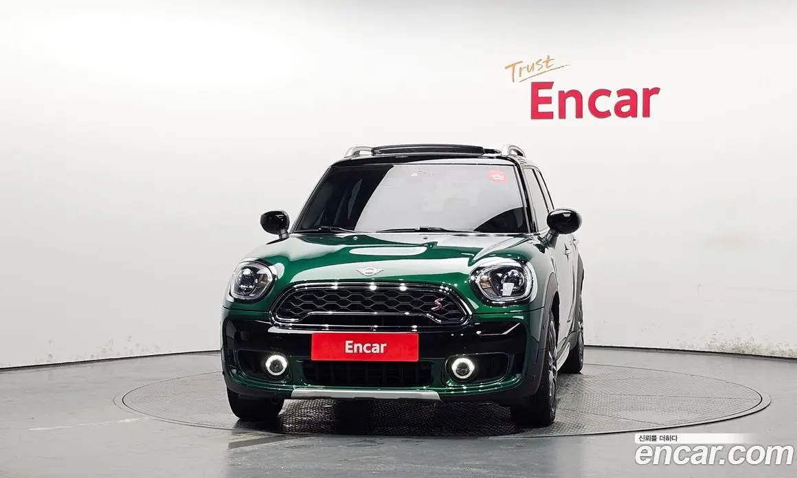 Mini Countryman 2019 2.0 автомат (гидро), фото 3 Mini Countryman 2019 2.0 автомат (гидро), фото 3