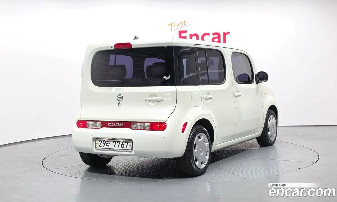 Nissan Cube 2011 1.8 автомат (гидро), фото 2 Nissan Cube 2011 1.8 автомат (гидро), фото 2