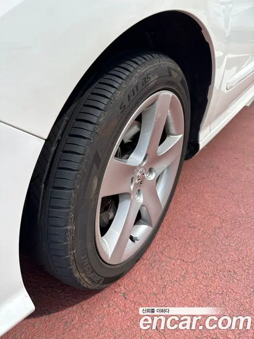 Peugeot 308 2009 2.0 автомат (гидро), миниатюра 5