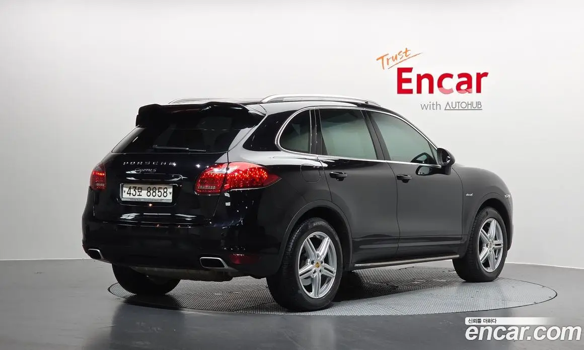 Porsche Cayenne 2013 4.1 автомат (гидро), фото 2 Porsche Cayenne 2013 4.1 автомат (гидро), фото 2