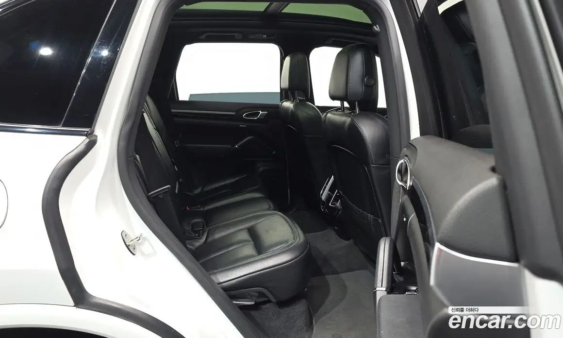 Porsche Cayenne 2017 3.0 автомат (гидро), фото 12