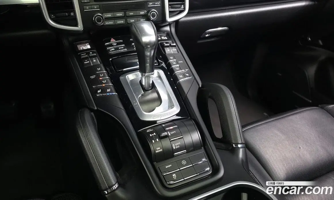 Porsche Cayenne 2017 3.0 автомат (гидро), фото 9
