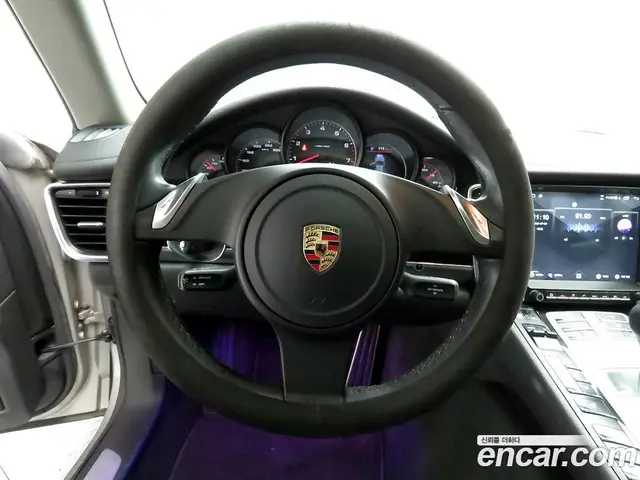 Porsche Panamera 2011 3.6 автомат (гидро), миниатюра 8 Porsche Panamera 2011 3.6 автомат (гидро), миниатюра 8