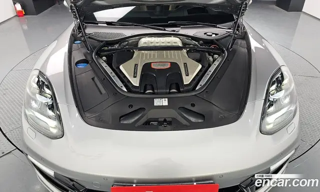 Porsche Panamera 2020 4.0 автомат (гидро), миниатюра 6