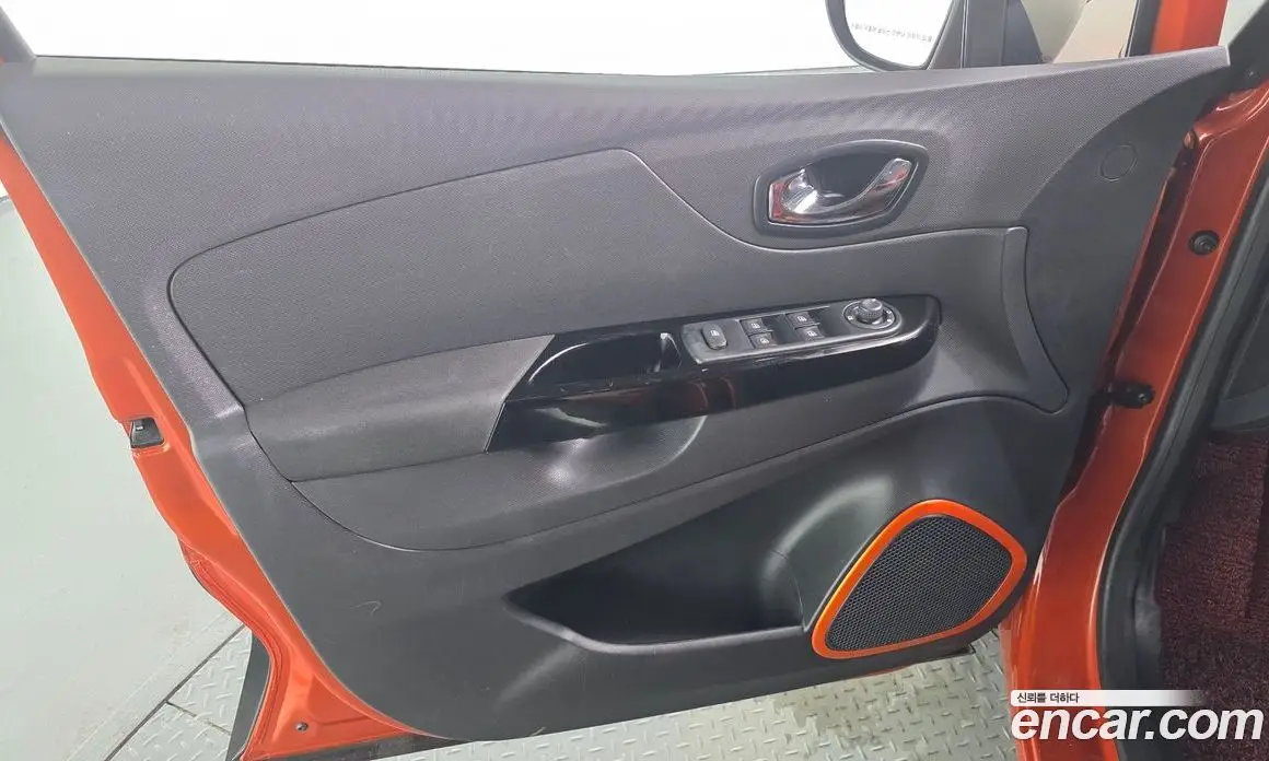 Renault (Samsung) QM3 2014 1.5 автомат (гидро), фото 14 Renault (Samsung) QM3 2014 1.5 автомат (гидро), фото 14