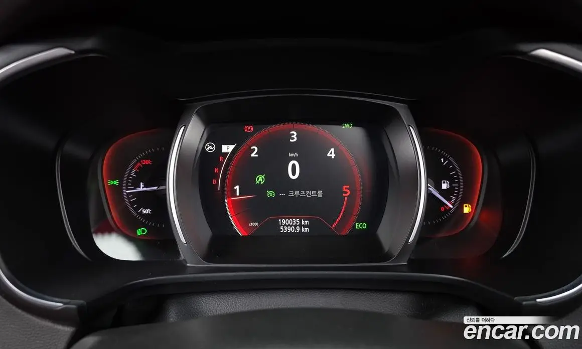 Renault (Samsung) QM6 2016 2.0 автомат (гидро), фото 8 Renault (Samsung) QM6 2016 2.0 автомат (гидро), фото 8