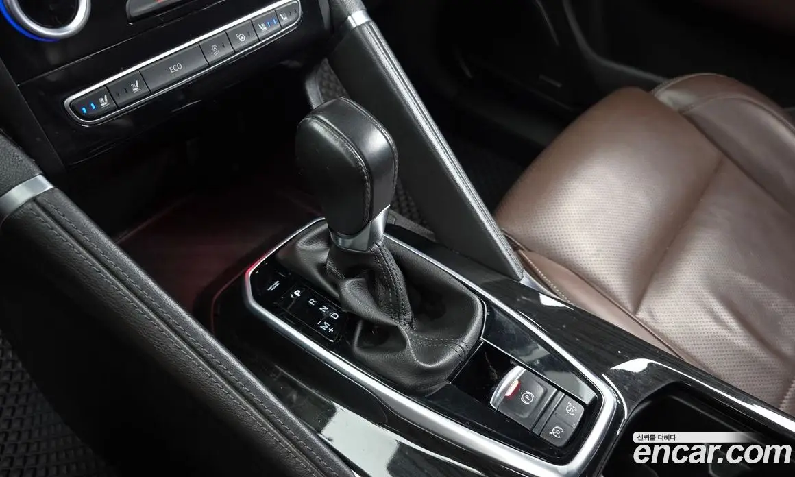 Renault (Samsung) QM6 2016 2.0 автомат (гидро), фото 9 Renault (Samsung) QM6 2016 2.0 автомат (гидро), фото 9