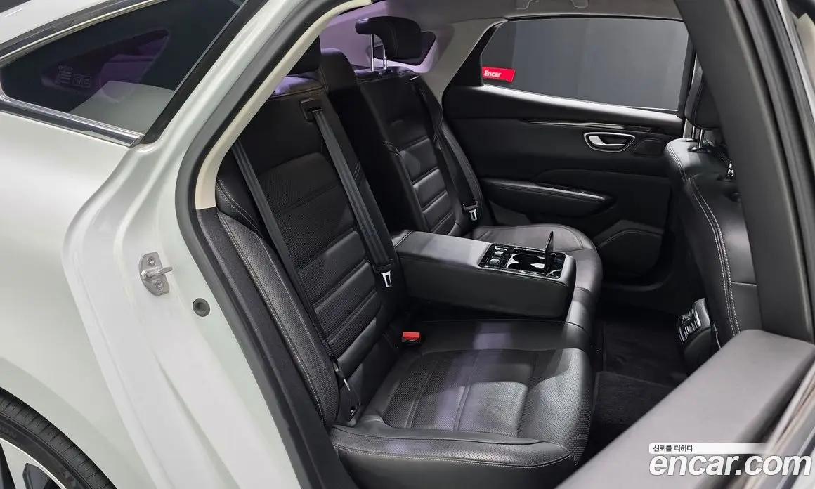 Renault (Samsung) SM6 2016 2.0 автомат (гидро), фото 17 Renault (Samsung) SM6 2016 2.0 автомат (гидро), фото 17