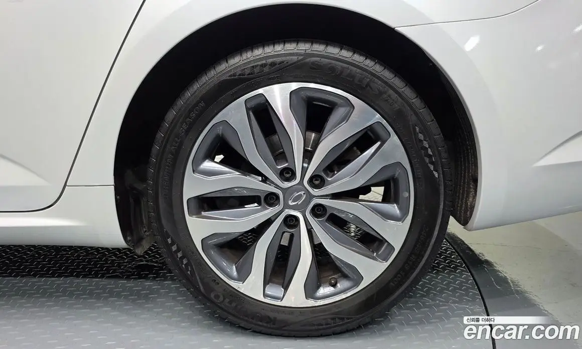 Renault (Samsung) SM6 2016 2.0 автомат (гидро), фото 7 Renault (Samsung) SM6 2016 2.0 автомат (гидро), фото 7