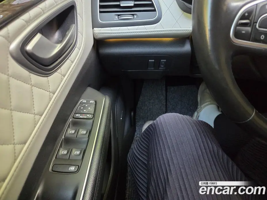 Renault (Samsung) SM6 2017 2.0 автомат (гидро), фото 16 Renault (Samsung) SM6 2017 2.0 автомат (гидро), фото 16