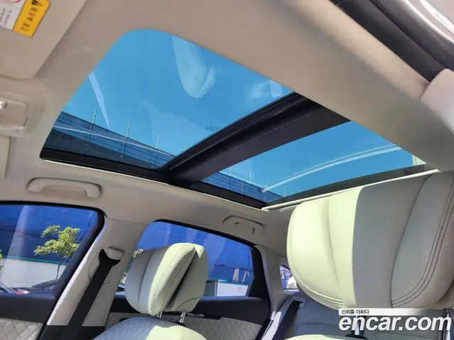 Renault (Samsung) SM6 2018 2.0 автомат (гидро), миниатюра 5 Renault (Samsung) SM6 2018 2.0 автомат (гидро), миниатюра 5