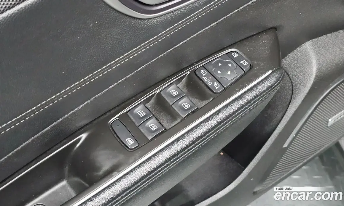 Renault (Samsung) SM6 2019 2.0 автомат (гидро), фото 18 Renault (Samsung) SM6 2019 2.0 автомат (гидро), фото 18