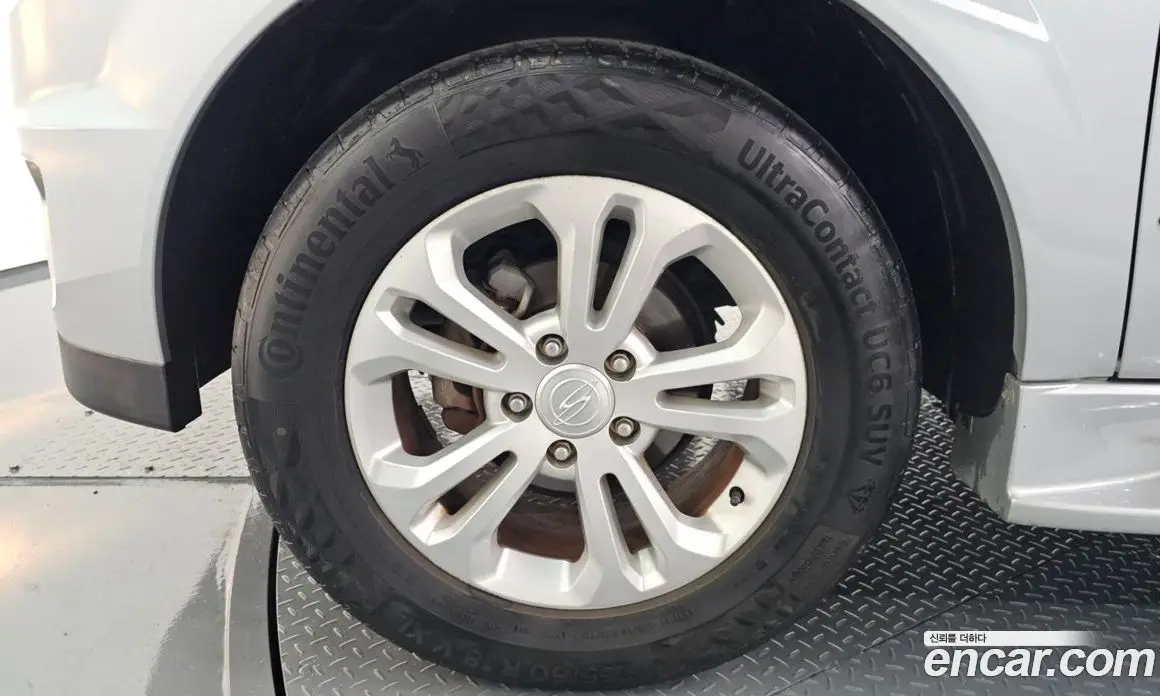 SsangYong Korando 2014 2.0 автомат (гидро), фото 4 SsangYong Korando 2014 2.0 автомат (гидро), фото 4