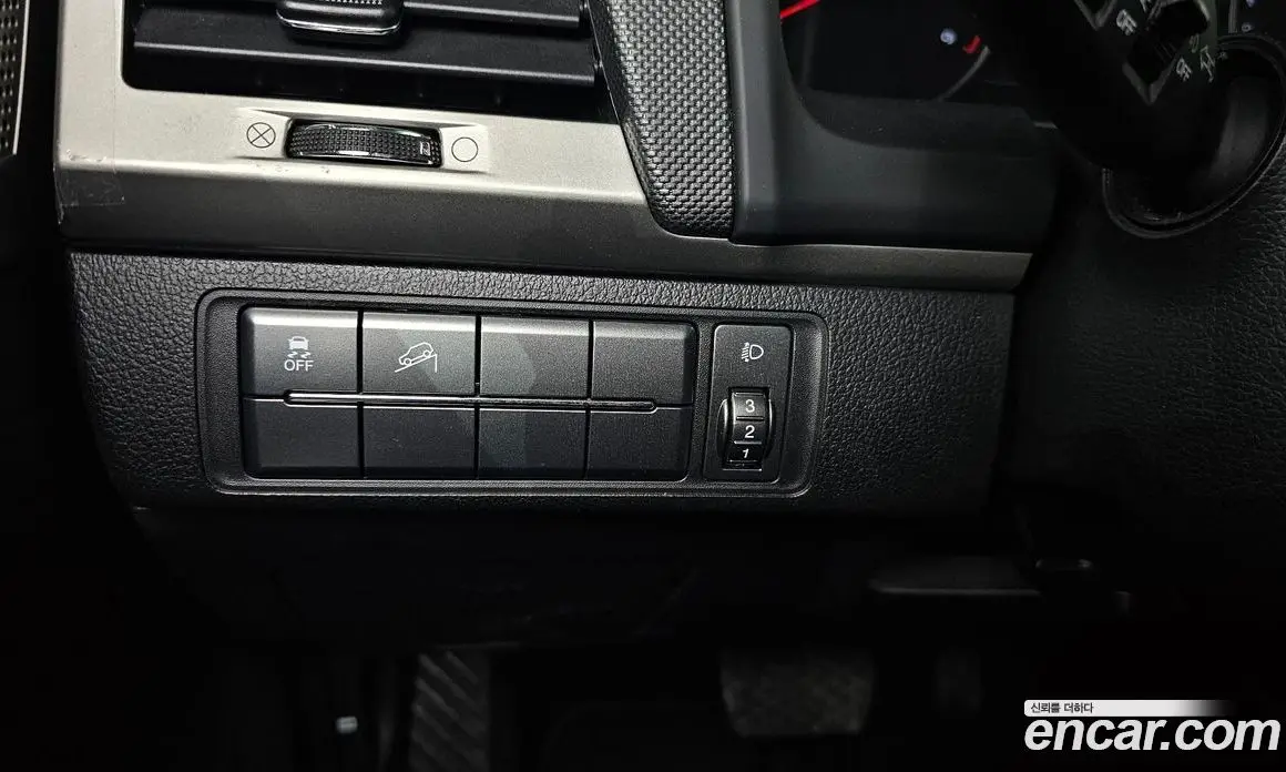 SsangYong Rexton 2018 2.2 автомат (гидро), фото 24 SsangYong Rexton 2018 2.2 автомат (гидро), фото 24