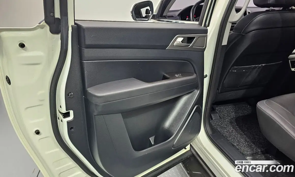 SsangYong Rexton 2019 2.2 автомат (гидро), фото 15 SsangYong Rexton 2019 2.2 автомат (гидро), фото 15