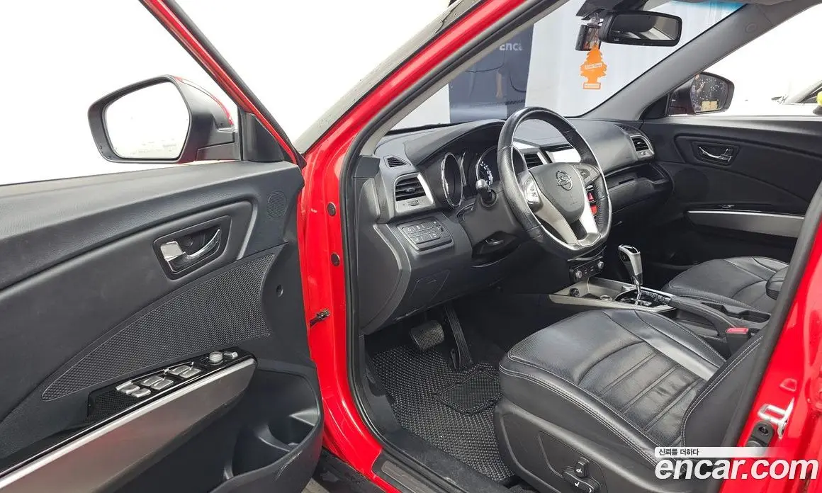 SsangYong TIBOLI 2015 1.6 автомат (гидро), фото 13 SsangYong TIBOLI 2015 1.6 автомат (гидро), фото 13