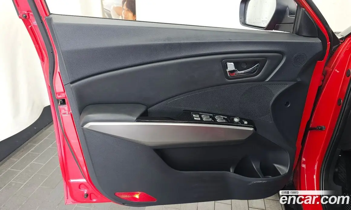 SsangYong TIBOLI 2015 1.6 автомат (гидро), фото 14 SsangYong TIBOLI 2015 1.6 автомат (гидро), фото 14