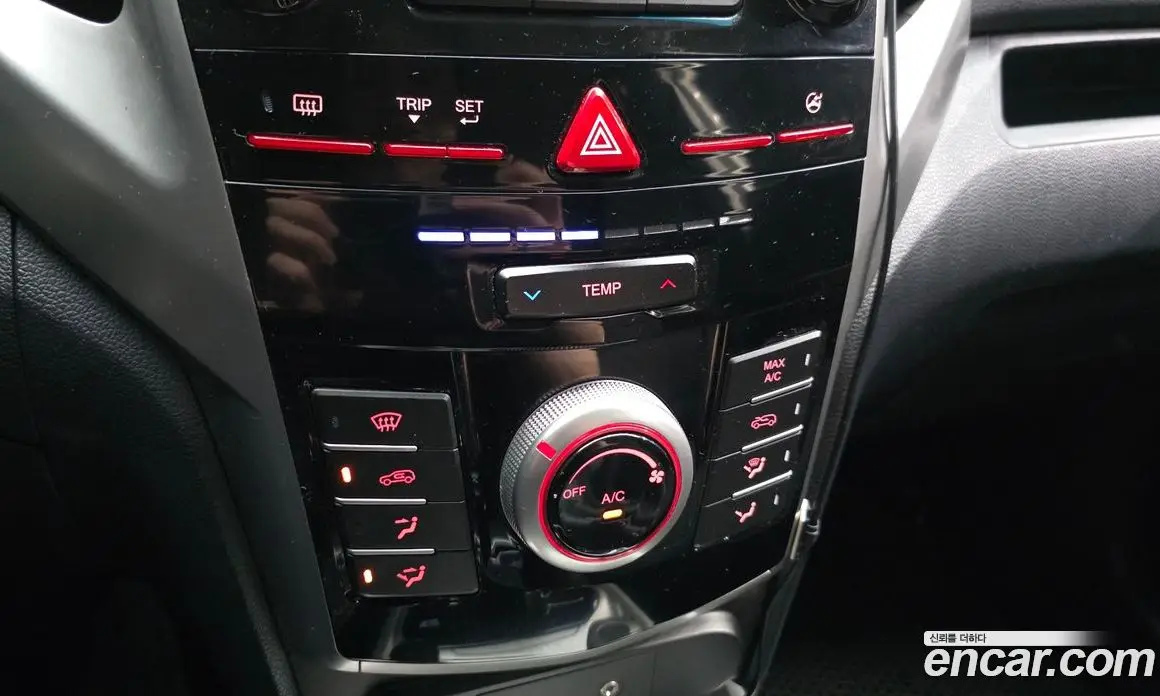 SsangYong TIBOLI 2015 1.6 автомат (гидро), фото 24 SsangYong TIBOLI 2015 1.6 автомат (гидро), фото 24