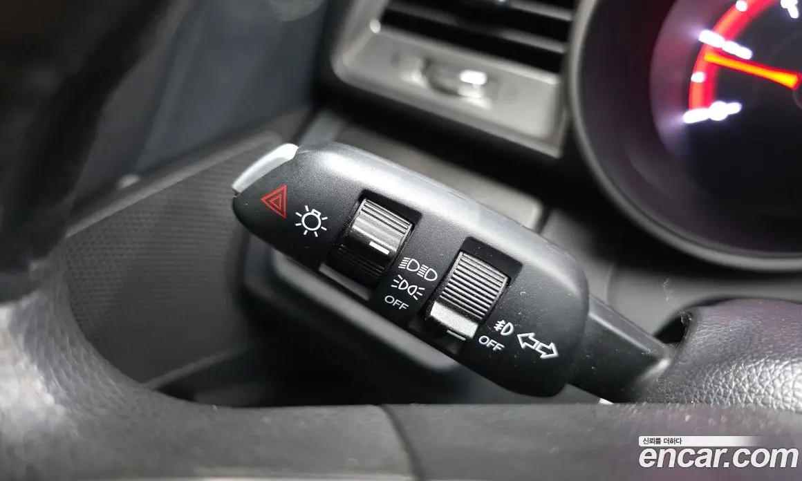 SsangYong TIBOLI 2015 1.6 автомат (гидро), фото 28 SsangYong TIBOLI 2015 1.6 автомат (гидро), фото 28