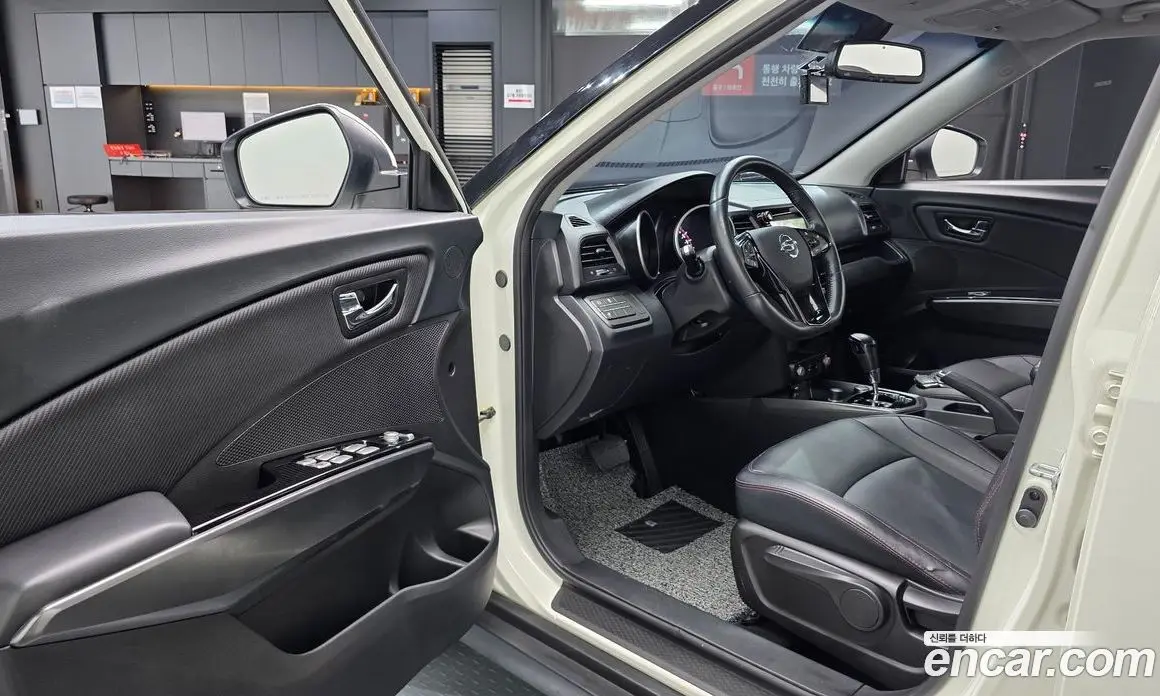 SsangYong TIBOLI 2016 1.6 автомат (гидро), фото 12 SsangYong TIBOLI 2016 1.6 автомат (гидро), фото 12