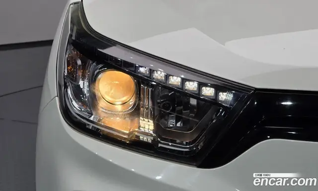 SsangYong TIBOLI 2016 1.6 автомат (гидро), миниатюра 7 SsangYong TIBOLI 2016 1.6 автомат (гидро), миниатюра 7