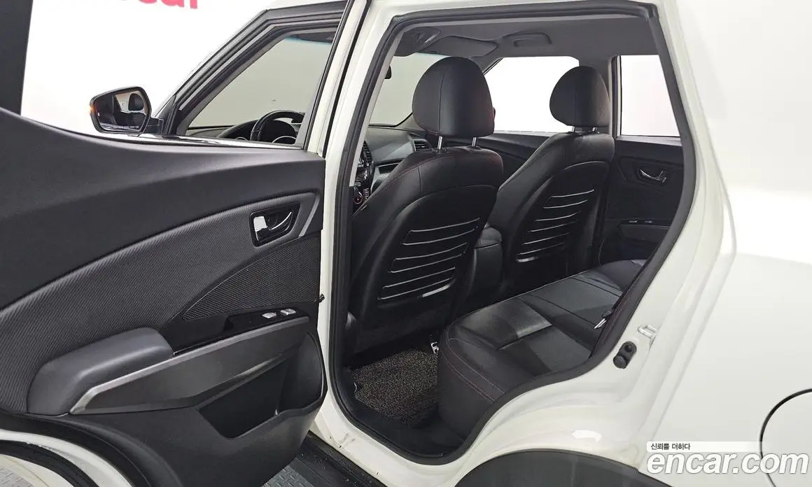 SsangYong TIBOLI 2018 1.6 автомат (гидро), фото 16