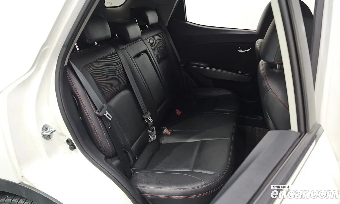 SsangYong TIBOLI 2018 1.6 автомат (гидро), фото 17