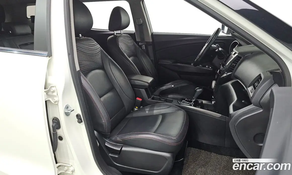 SsangYong TIBOLI 2018 1.6 автомат (гидро), фото 18