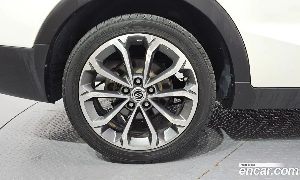 SsangYong TIBOLI 2018 1.6 автомат (гидро), фото 5