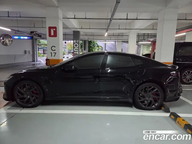 Tesla Model S, 2026, 3 900 км Tesla Model S, 2026, 3 900 км