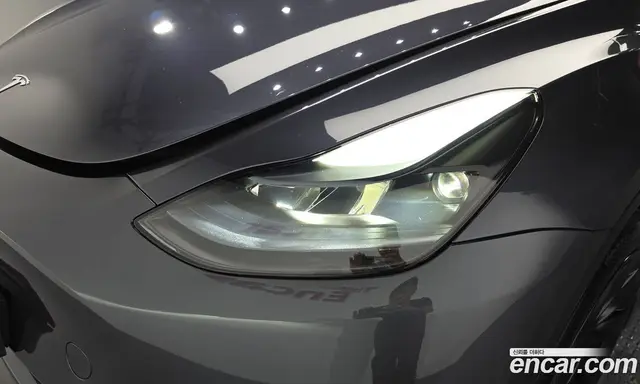 Tesla Model Y 2023 0.2 автомат (гидро), миниатюра 7 Tesla Model Y 2023 0.2 автомат (гидро), миниатюра 7