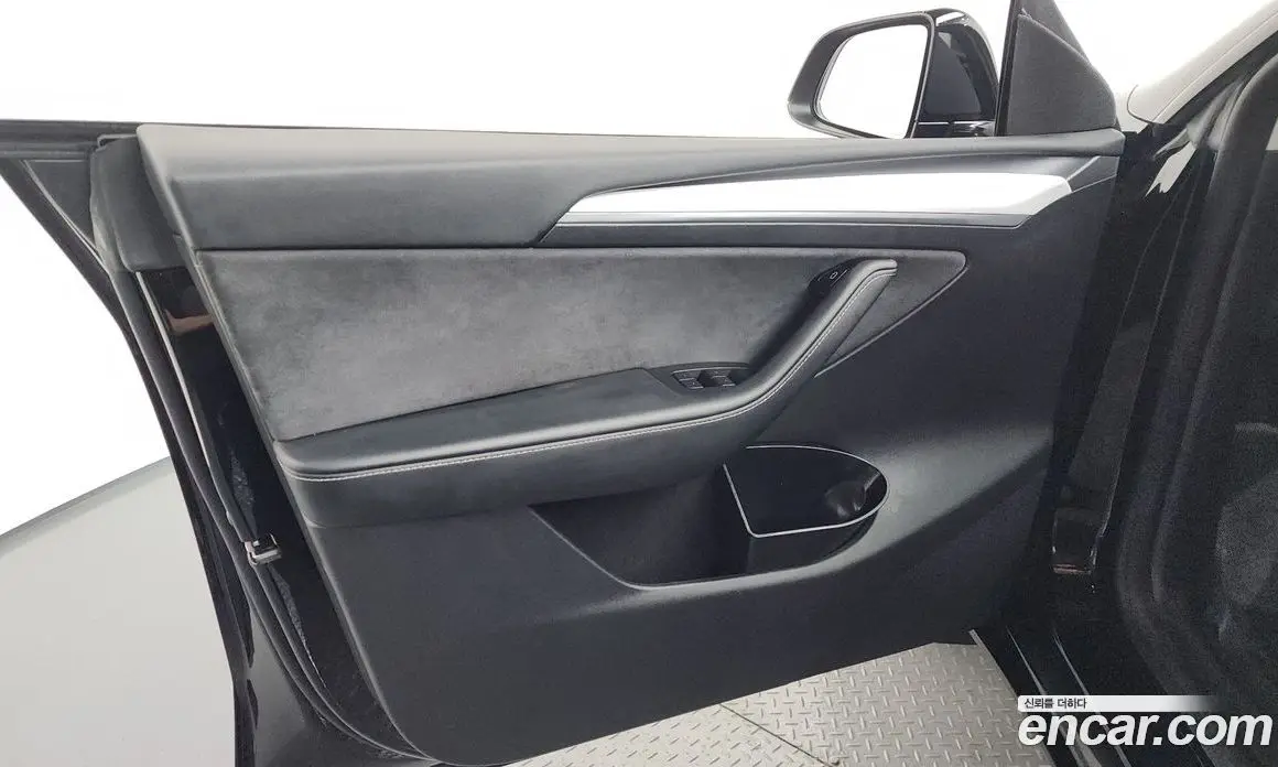 Tesla Model Y 2023 0.2 автомат (гидро), фото 14 Tesla Model Y 2023 0.2 автомат (гидро), фото 14