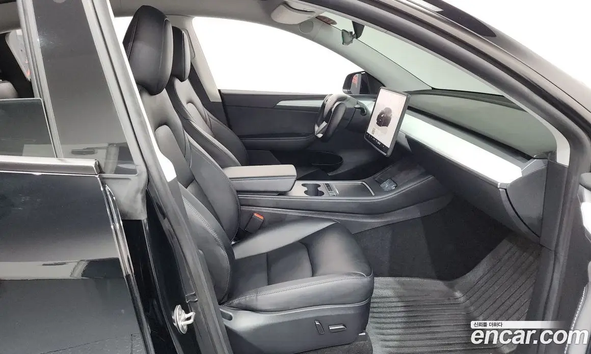 Tesla Model Y 2023 0.2 автомат (гидро), фото 16 Tesla Model Y 2023 0.2 автомат (гидро), фото 16